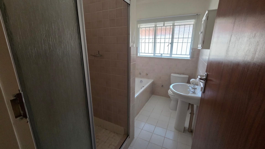 To Let 4 Bedroom Property for Rent in Fichardt Park Free State